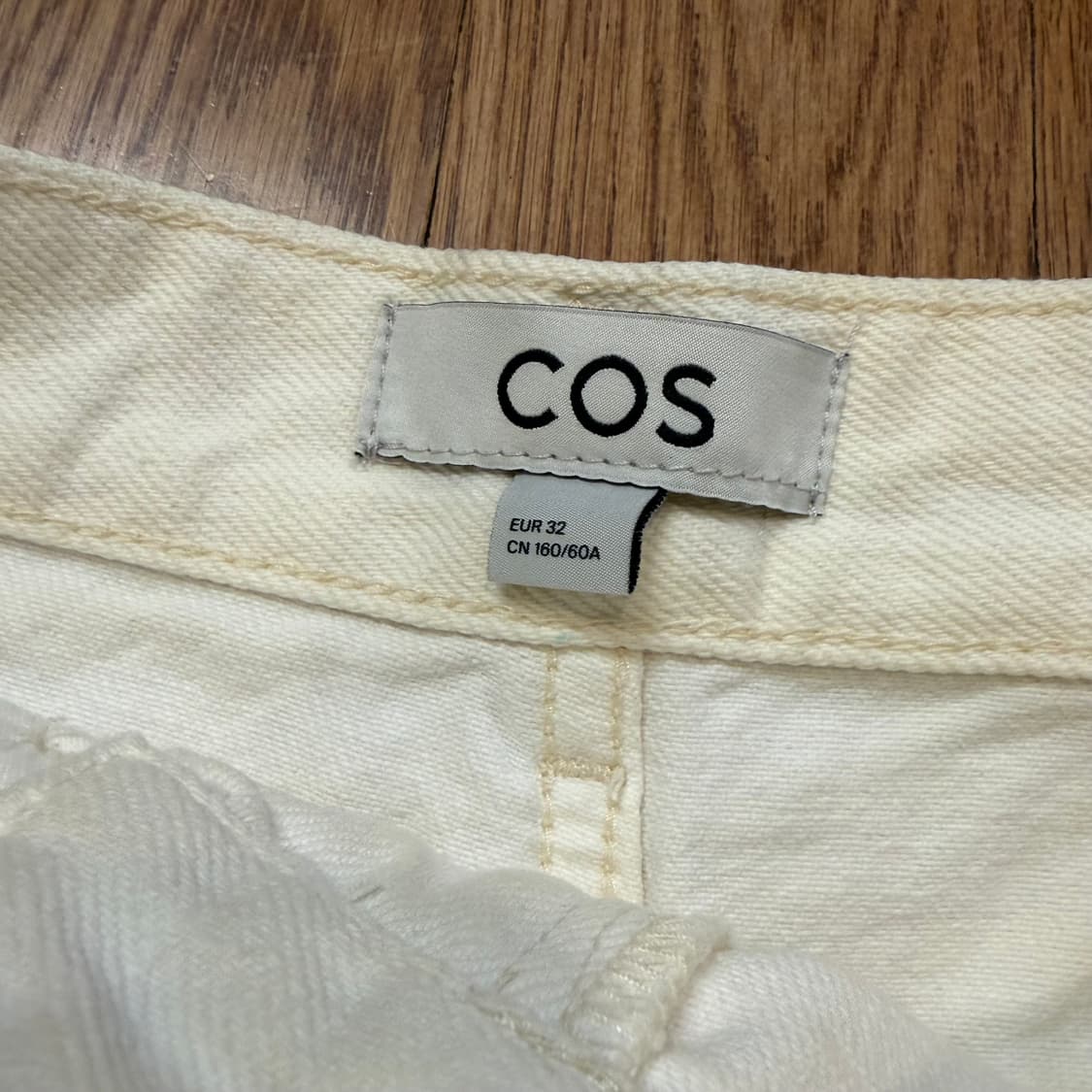 Cos 코스 아이보리 에이라인 데님 미디 스커트 상품이미지2