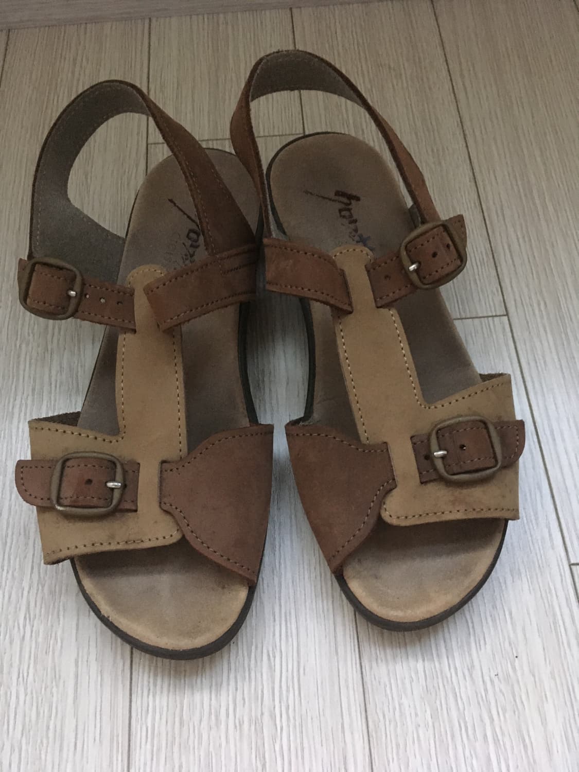 Brown Buckle Strap Sandal 상품이미지1
