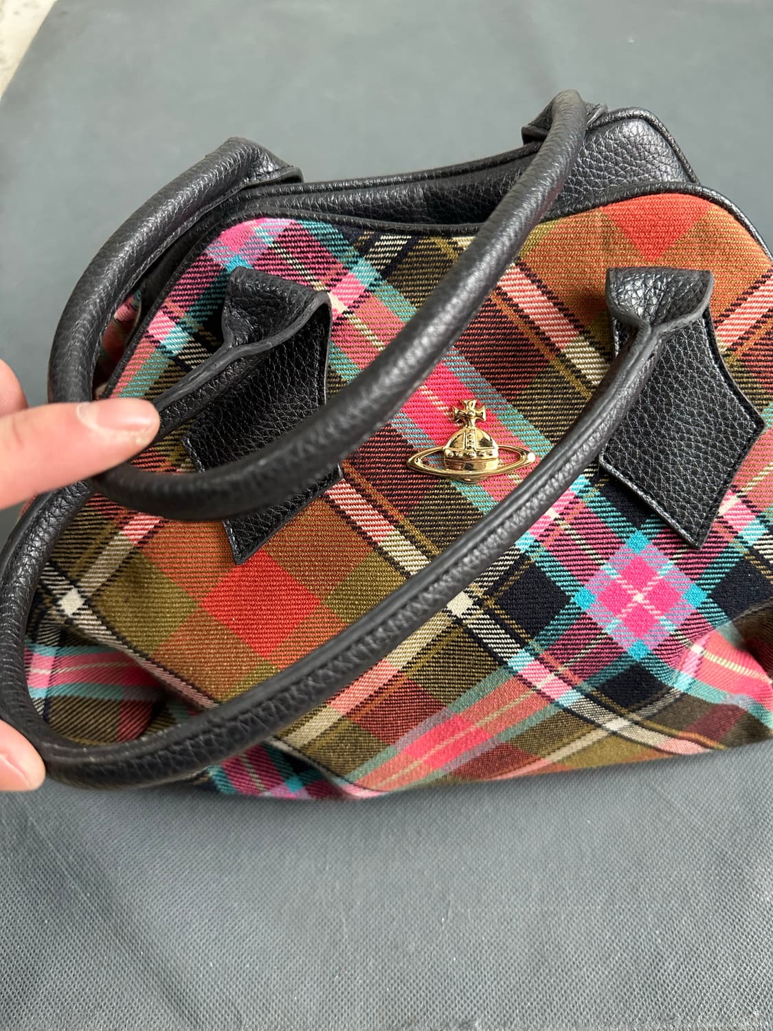 비비안웨스트우드 체크 토트백 핸드백 상품이미지4