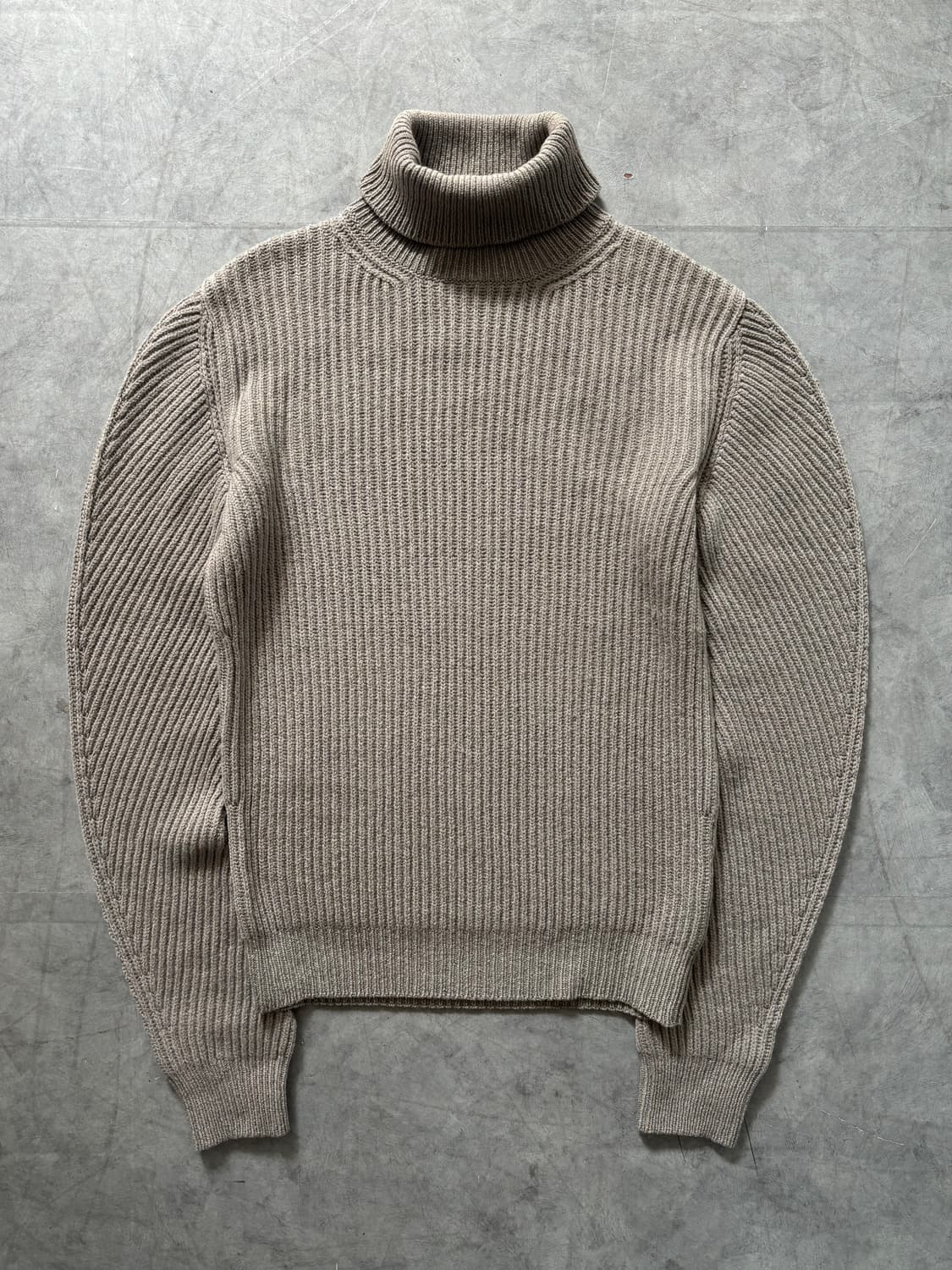 BOTTEGA VENETA 보테가 베네타 캐시미어 베이지 터틀넥 니트  상품이미지1