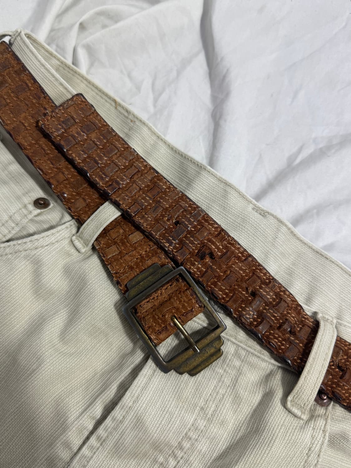 Cesare Paciotti 엠보 스티치 레더 벨트 상품이미지3