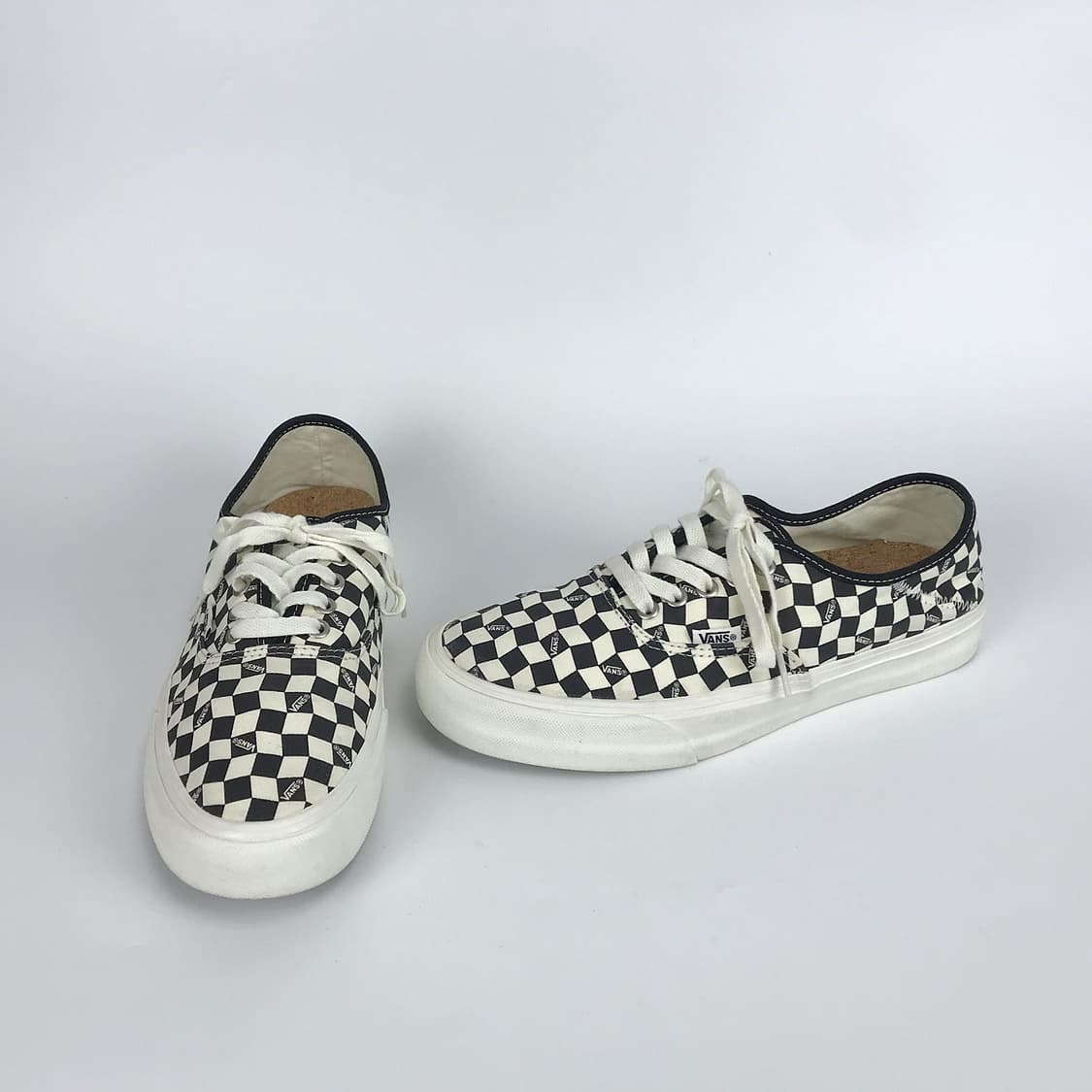 반스 어센틱 VR3 체커보드 스니커즈 신발 남성270 상품이미지1