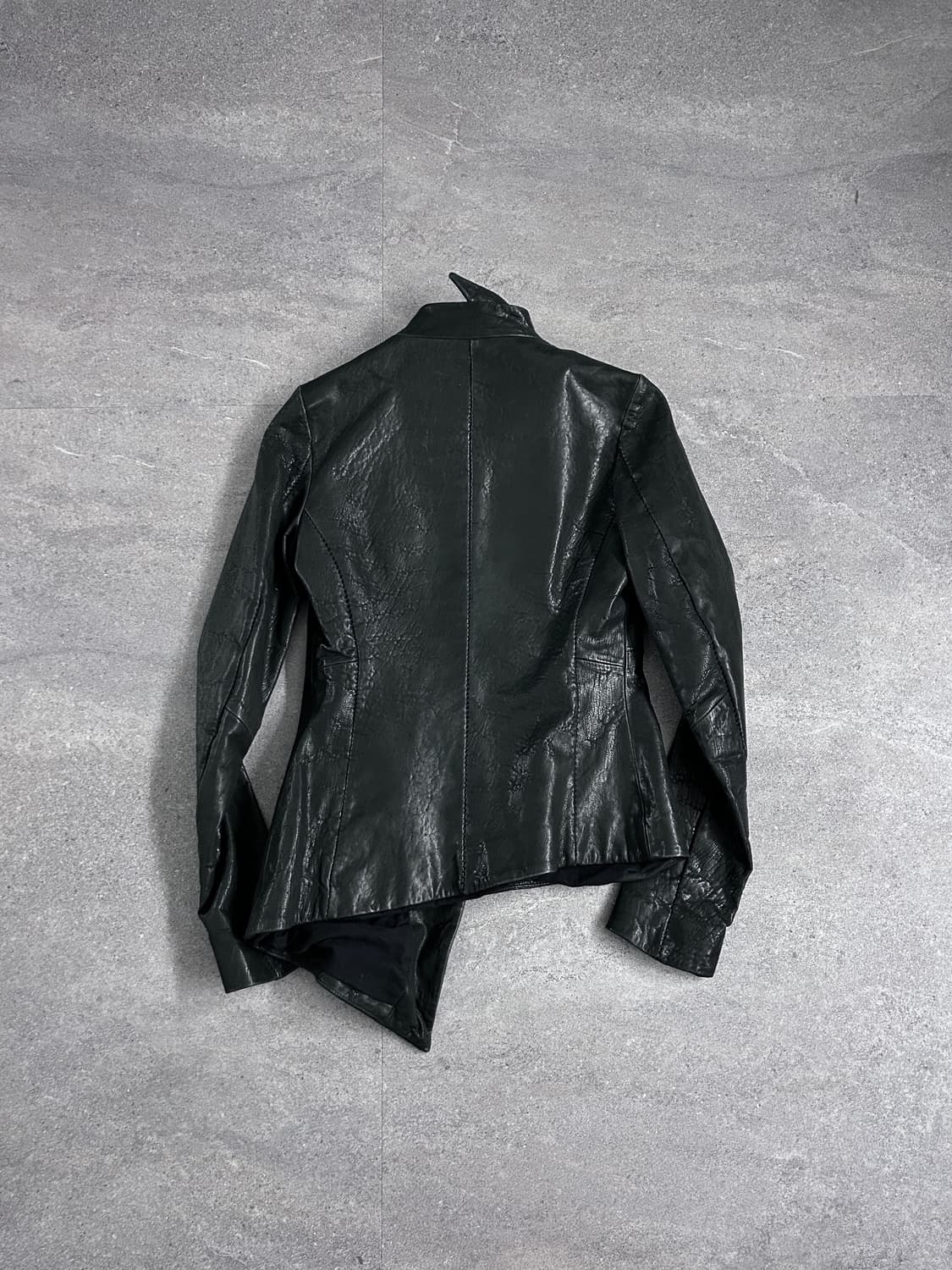 마스나다 사선 하이넥 비대칭 램스킨 자켓 상품이미지7