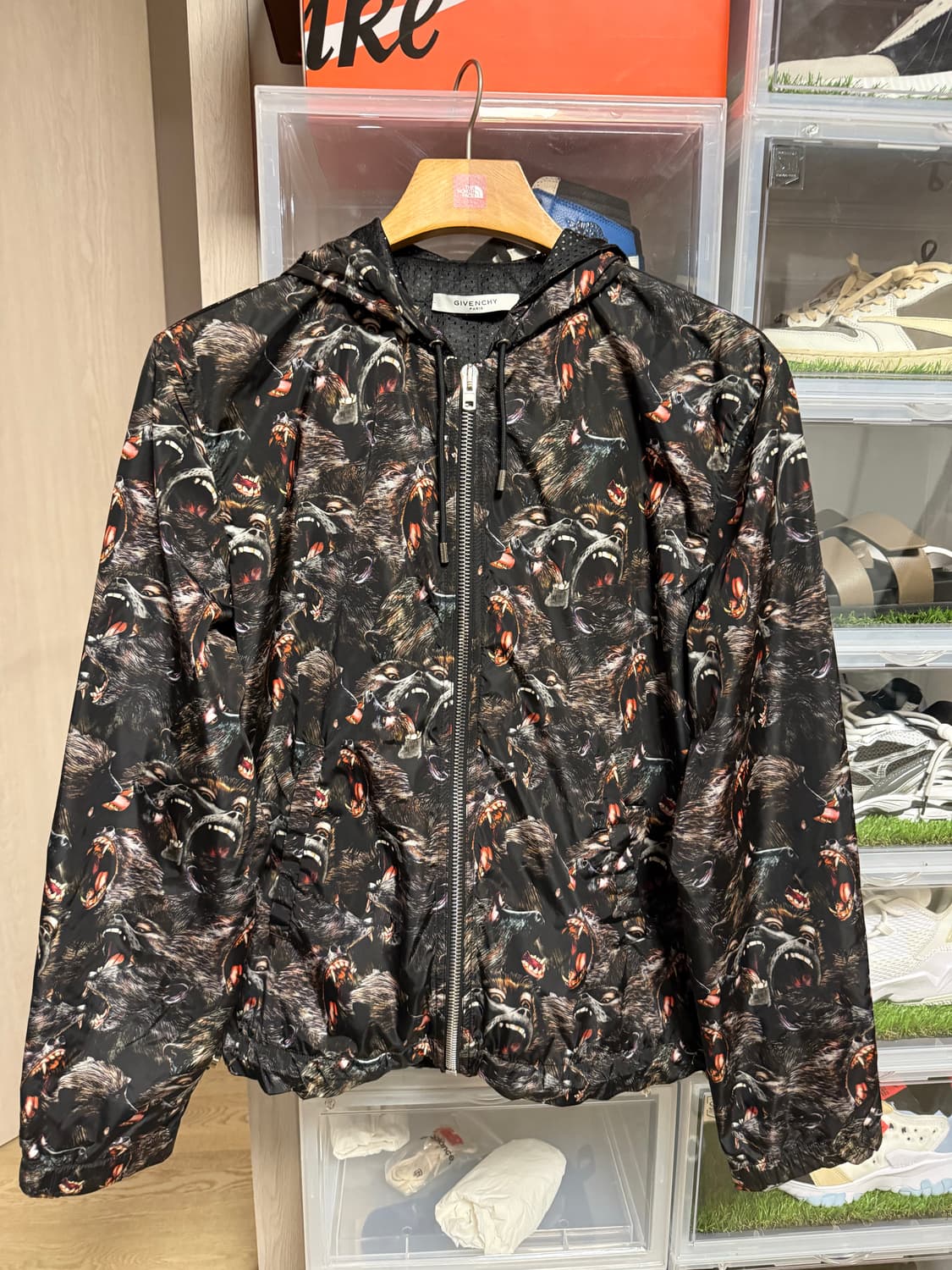 지방시 자켓 판매합니다 상품이미지5