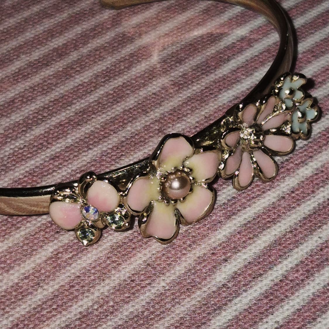 04s 안나수이 에나멜 꽃잎 나비 뱅글 상품이미지7