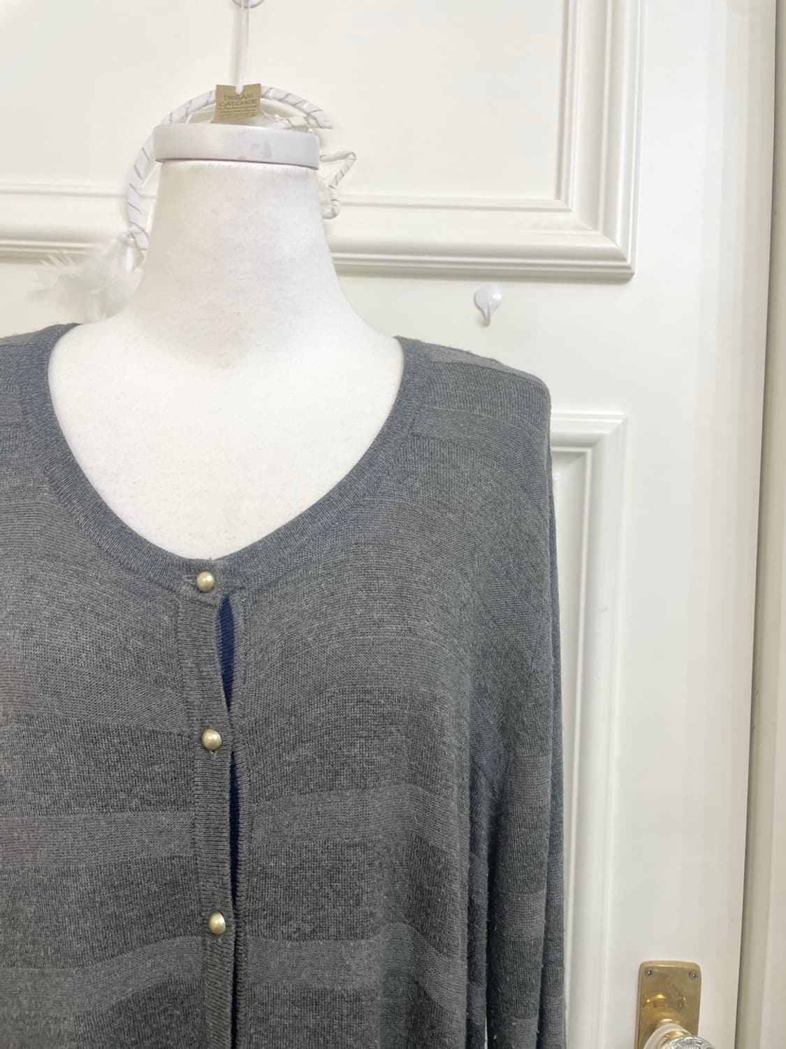 dark gray stripe loose over cardigan 상품이미지6