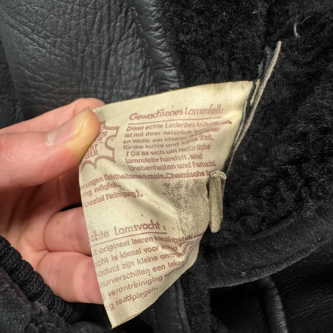 빈티지 퍼카라 롱 레더 코트 양가죽 전면 버튼 디테일 블랙 상품이미지5