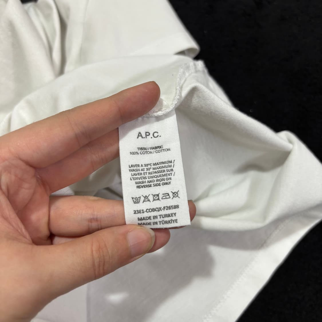 우먼XS A.P.C. 아페쎄 화이트 빅로고 반팔티 상품이미지4