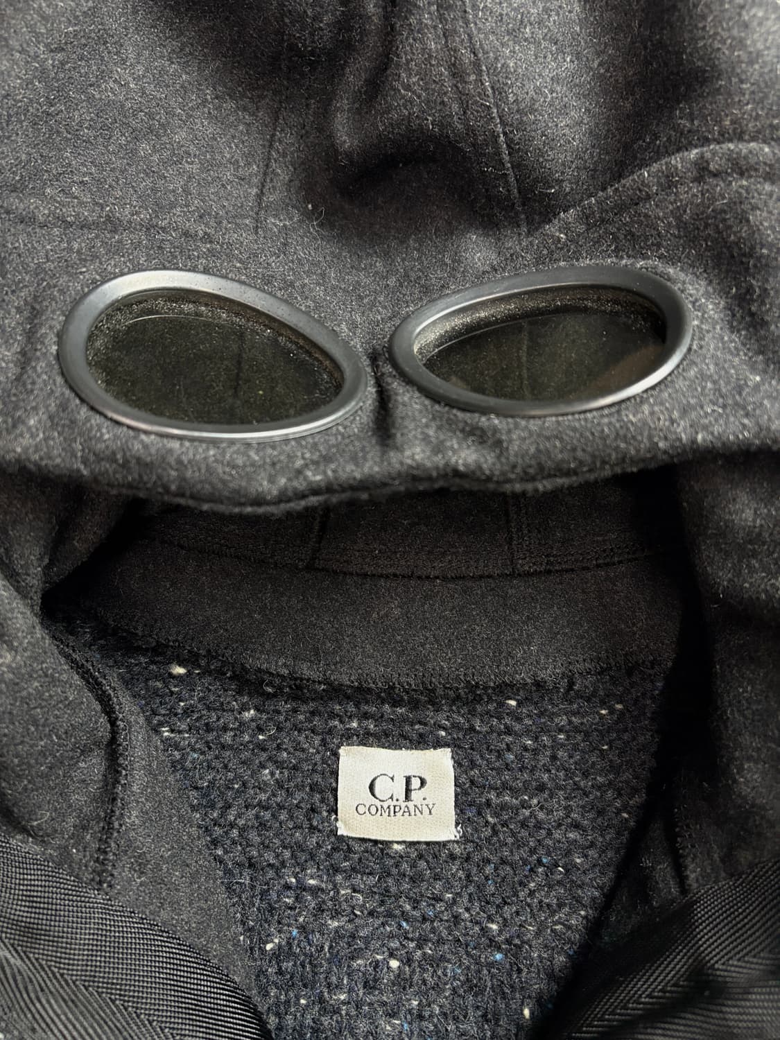 CP 컴퍼니 고글 디테일 니트 후디 자켓 2400 상품이미지3