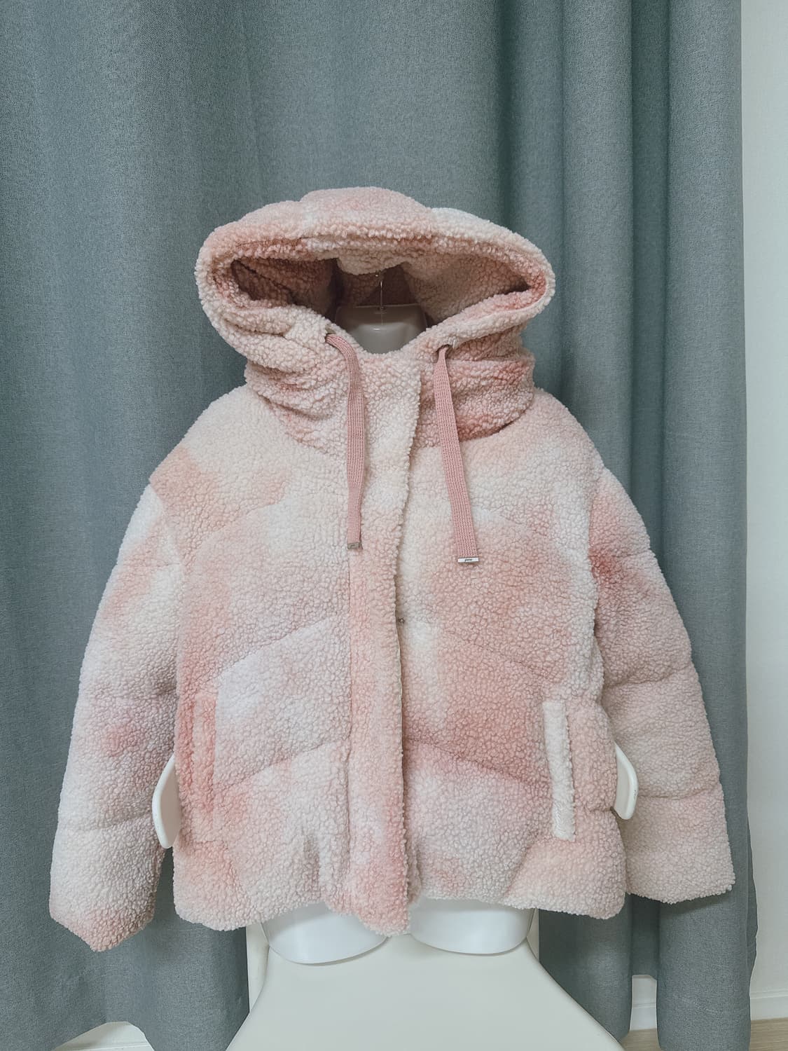 게스 핑크뽀글이 상품이미지1