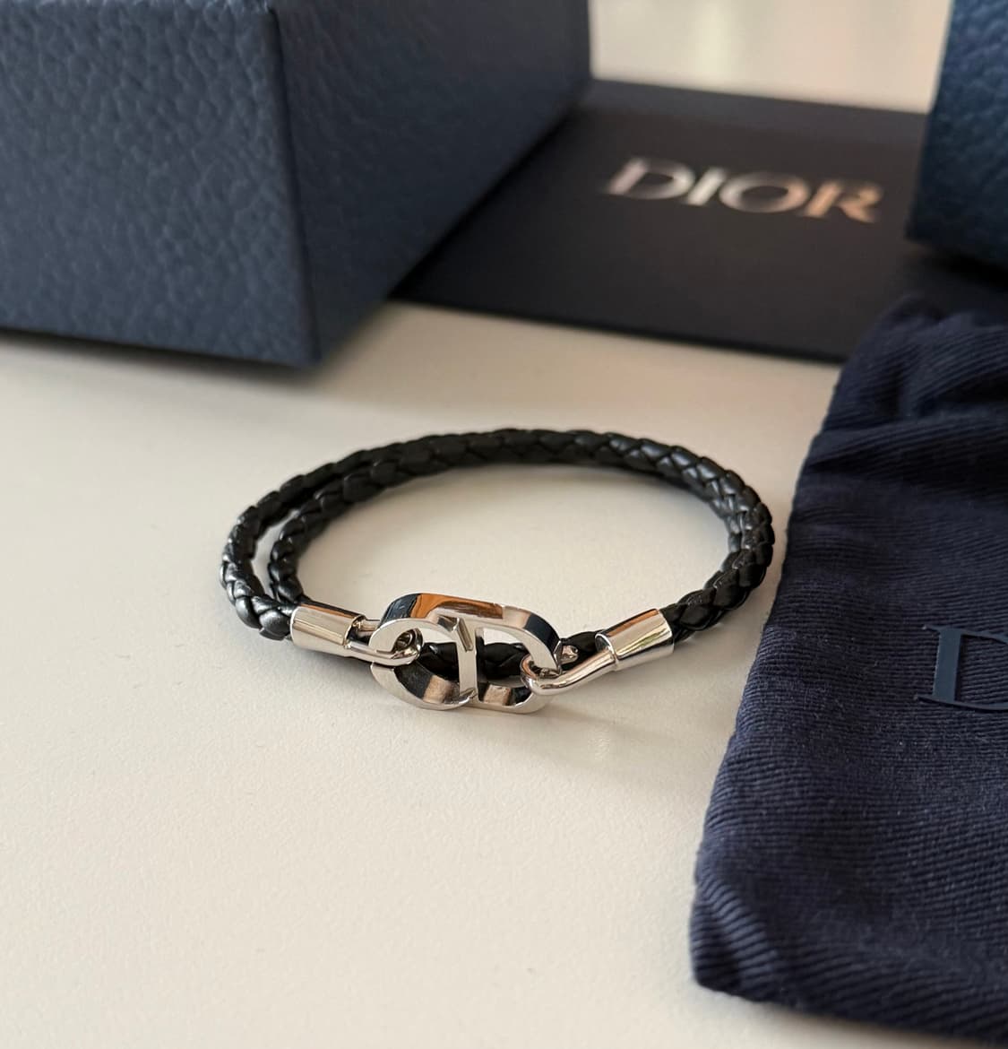 디올 CD Icon 브레이드 가죽 더블 팔찌 팝니다 상품이미지2