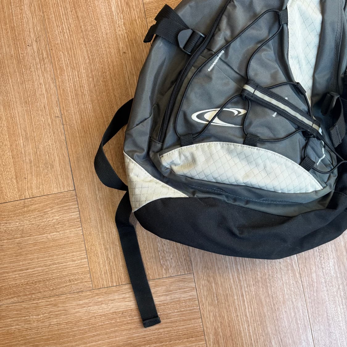 오닐 그레이 슬링백 상품이미지7