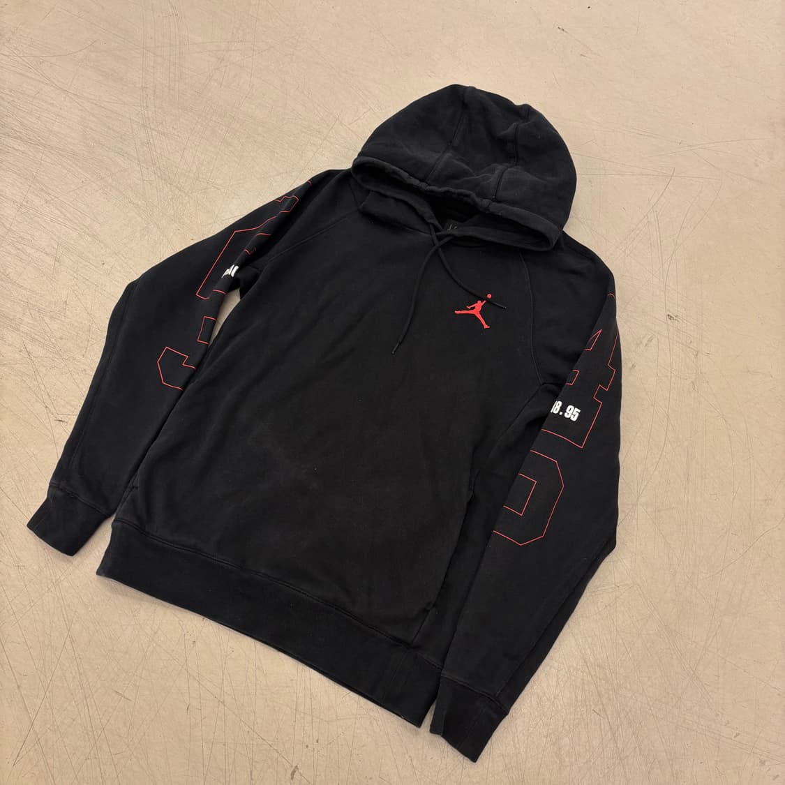 조던 사이드라인 블랙 후드티 상품이미지1