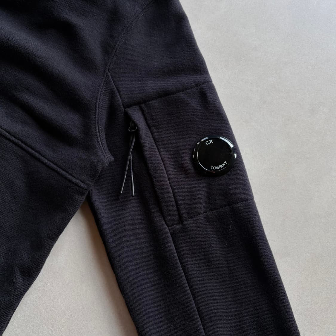 [S]C.P COMPANY 씨피컴퍼니 21FW 렌즈 와펜 후드 상품이미지5