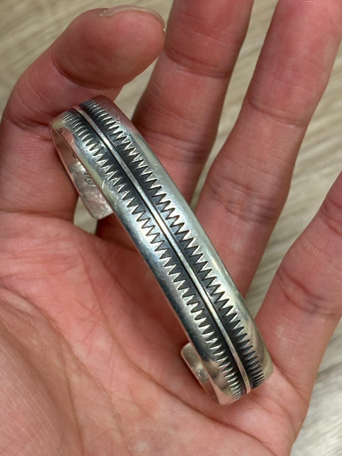 언더커버 Giz 뱅글 실버 팔찌 상품이미지5