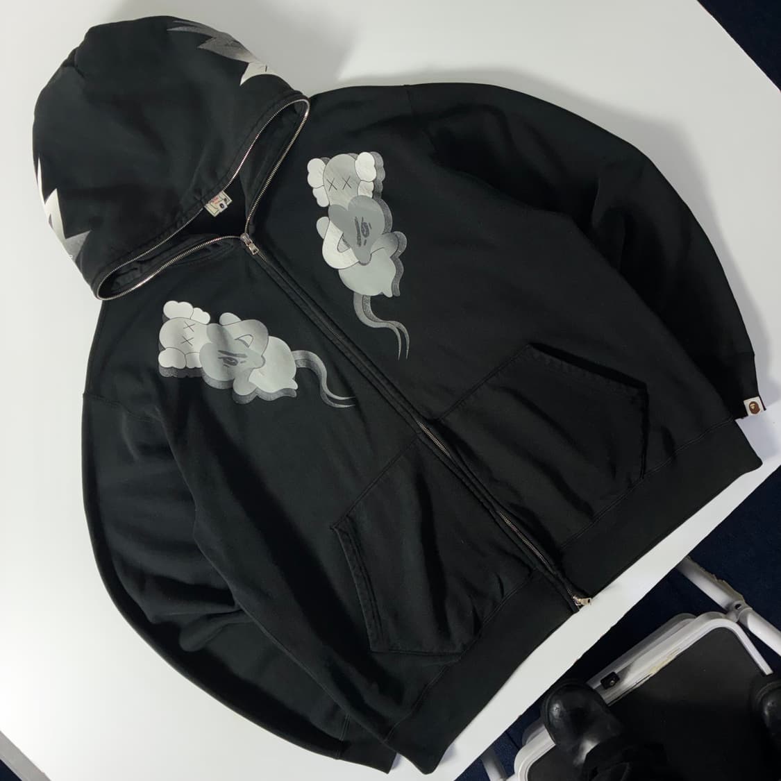 BAPE x KAWS 베이프 카우스 풀집업 후드집업 상품이미지6