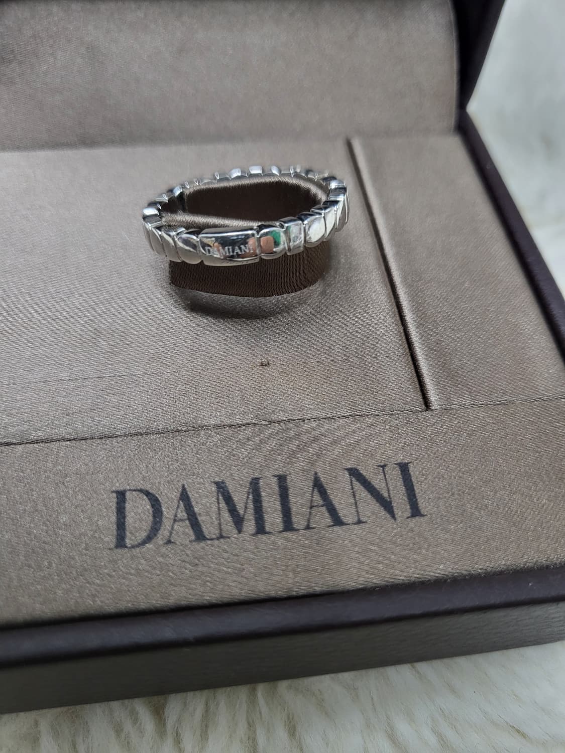 다미아니 벨에포크 플래티늄 반지(20인치) 상품이미지2