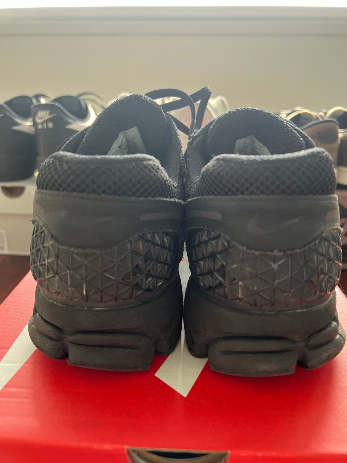 나이키 줌 보메로5 SP 블랙 290 상품이미지8