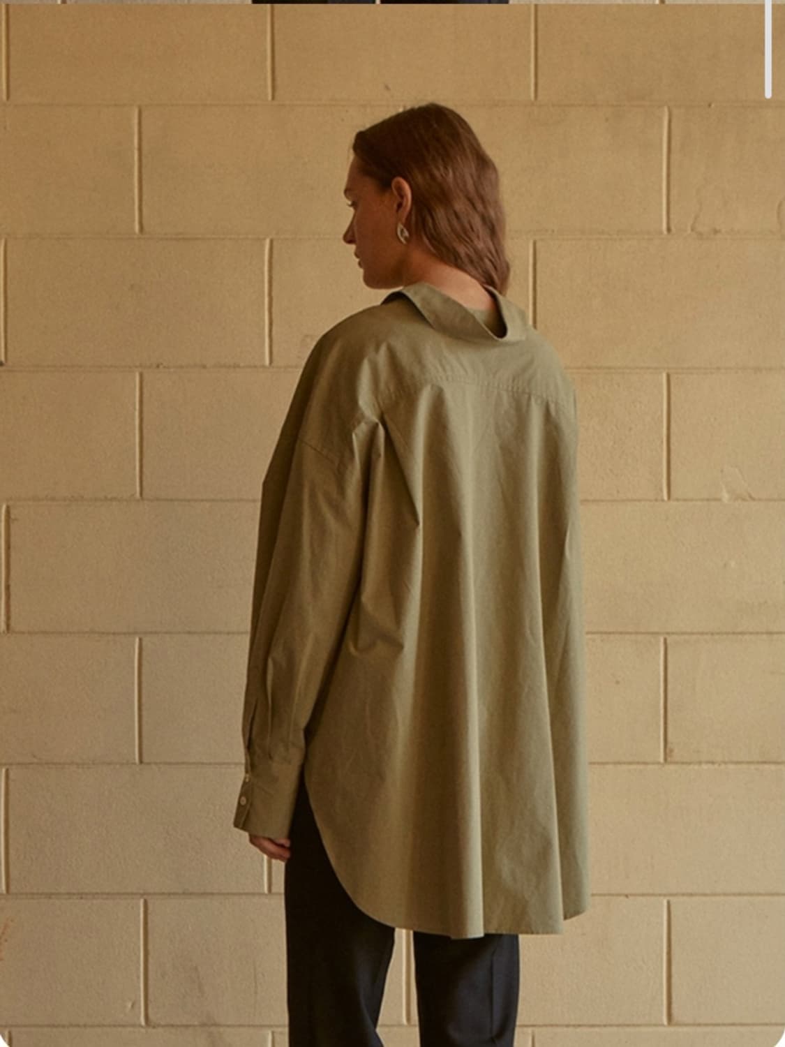 문선(MOONSUN) 오버핏 코튼 셔츠 올리브 상품이미지2