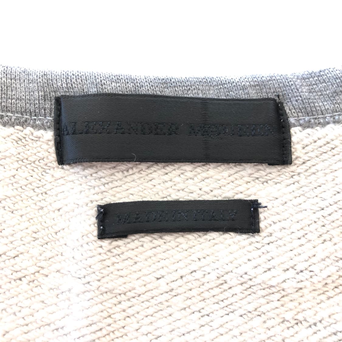 알렉산더 맥퀸 자수 맨투맨 상품이미지6