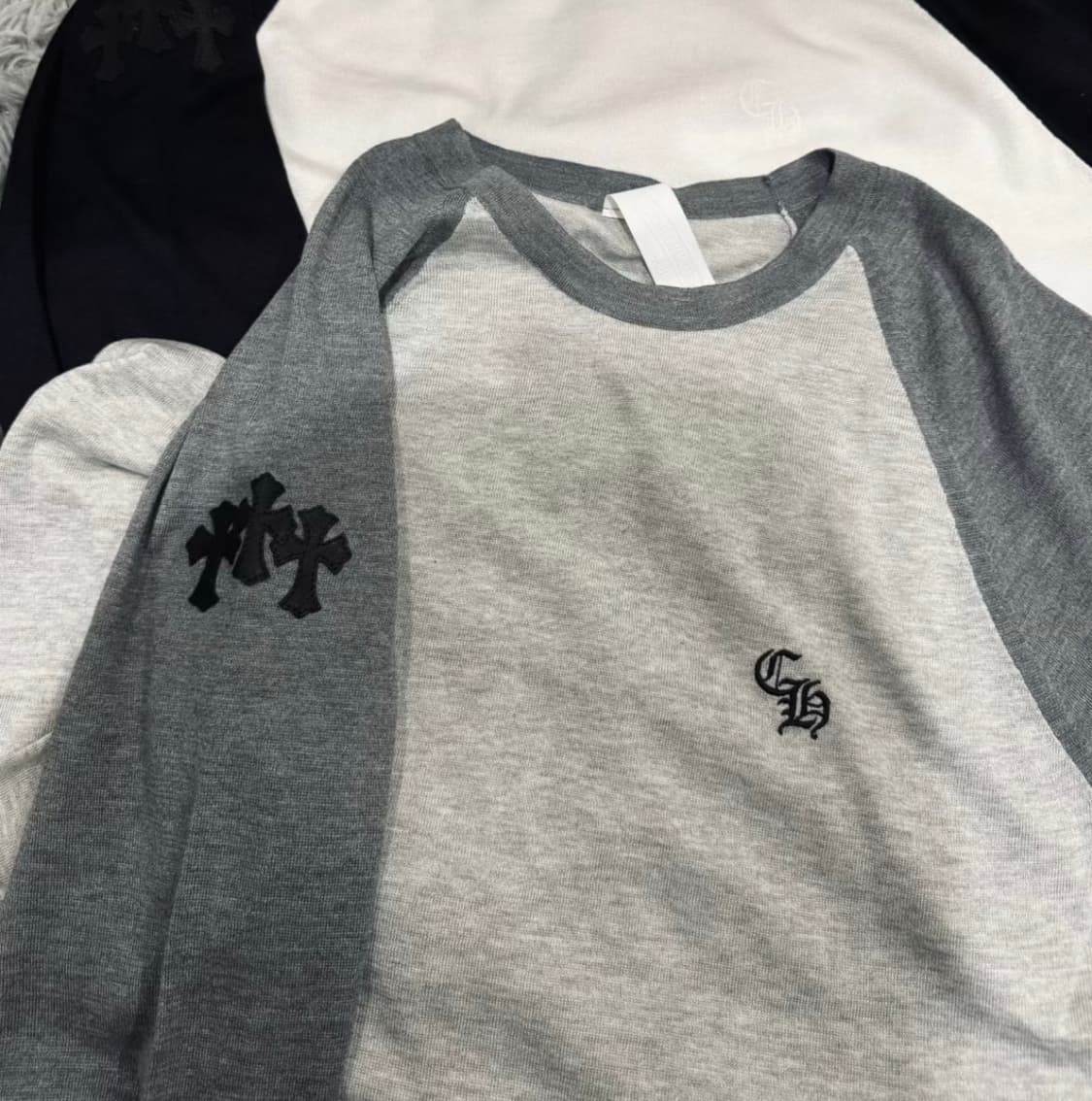 [M, XL] 크롬하츠 3ch패치 실크 롱슬리브 상품이미지1