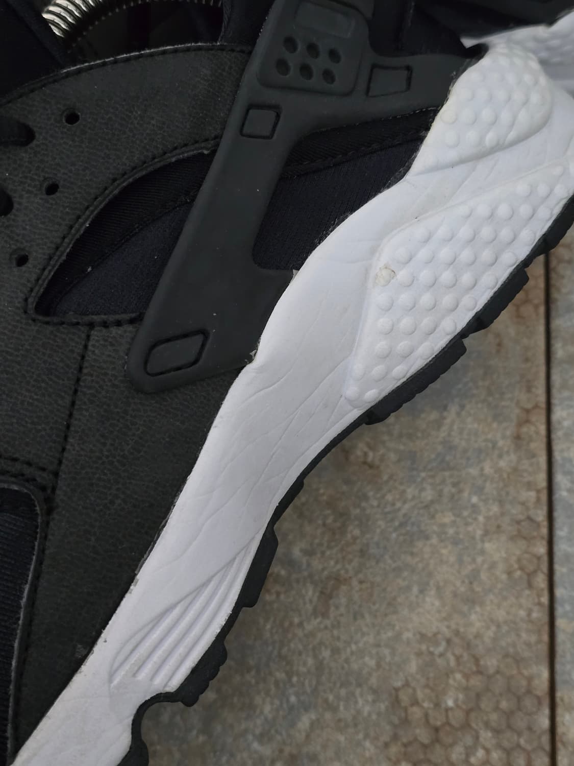 (230)나이키 에어 허라취 런 검흰 상품이미지7