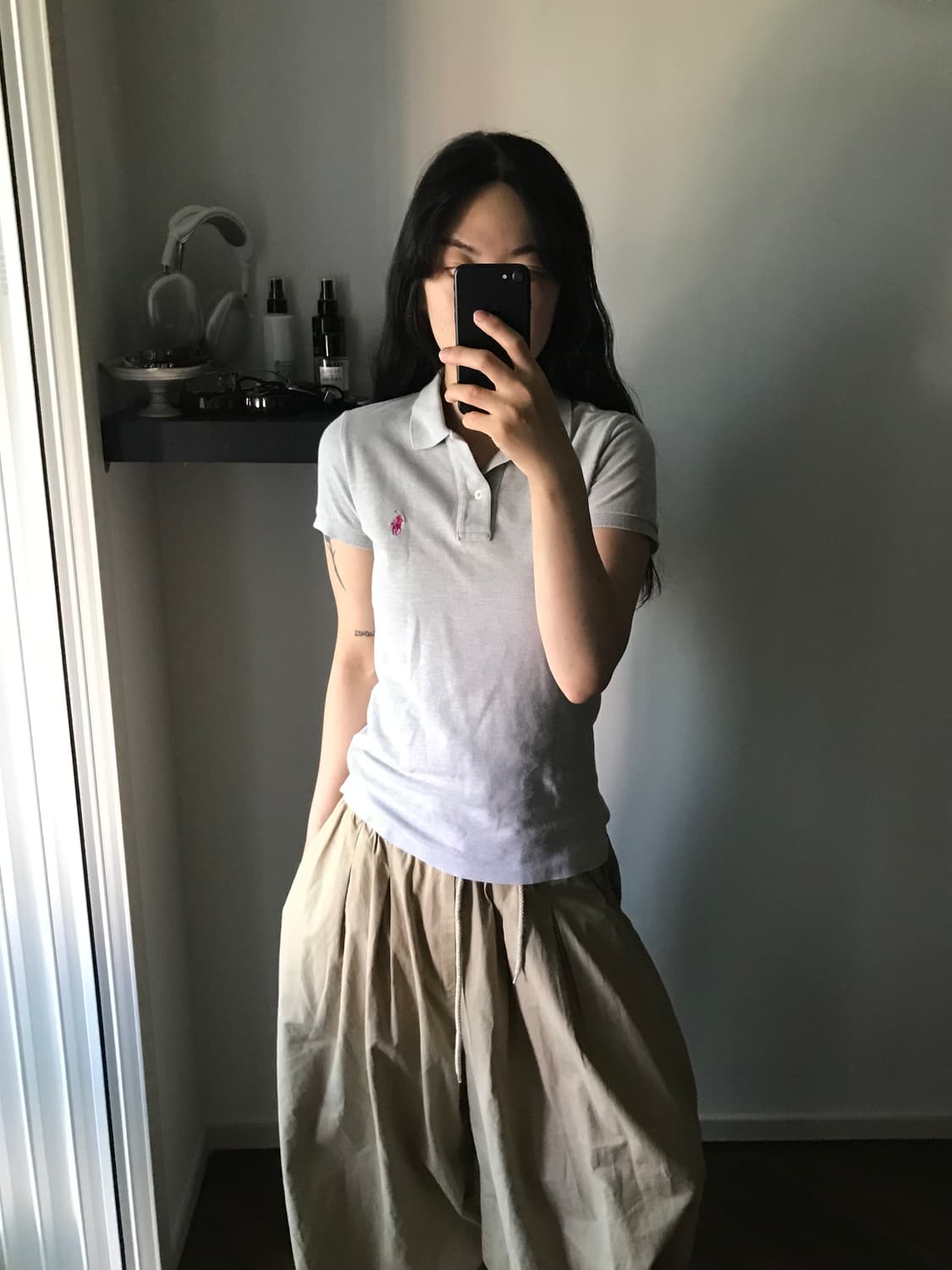 폴로 랄프로렌 포니 로고 그레이 카라티 상품이미지3