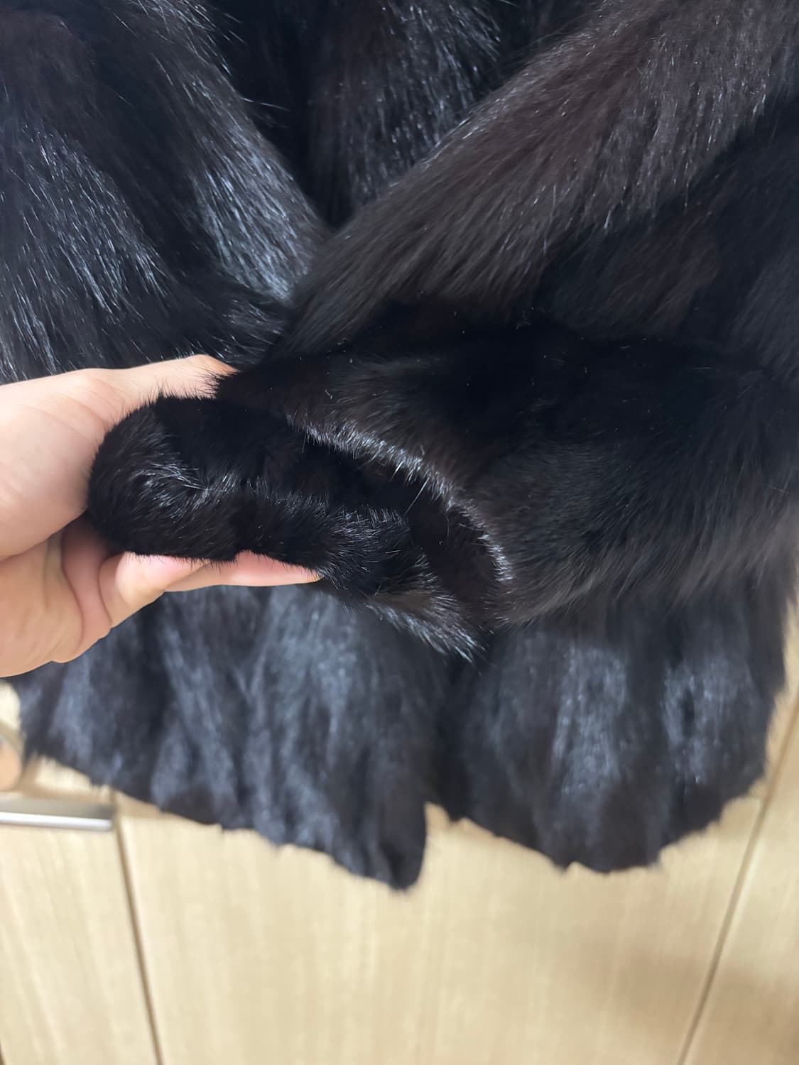 사가폭스 블랙 모피 코트 상품이미지5