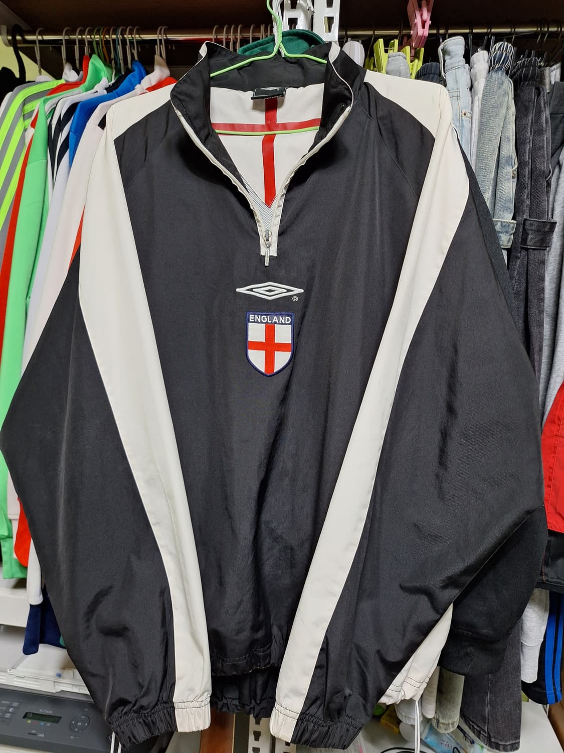 엄브로 잉글랜드 바람막이 상품이미지1