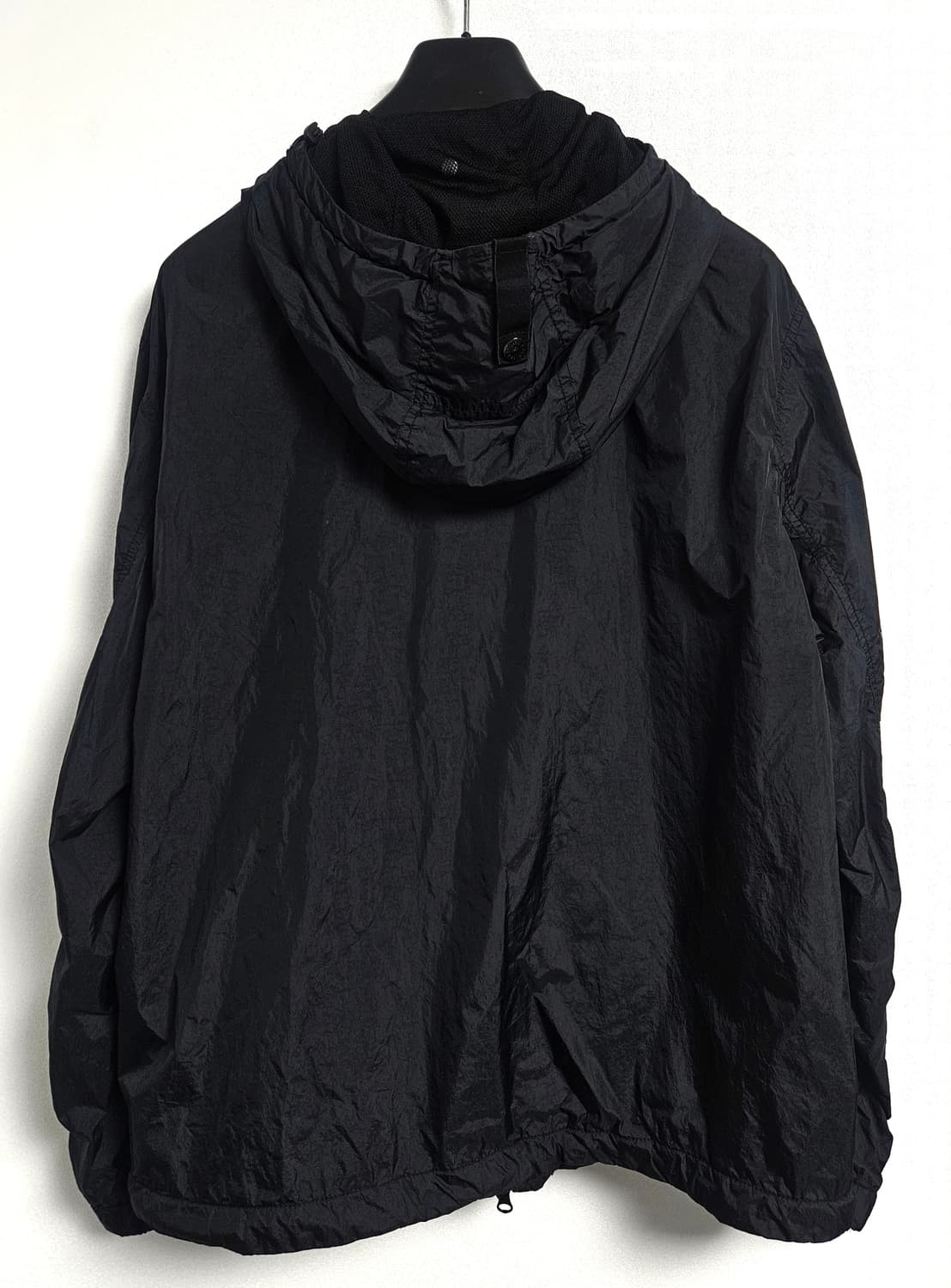 스톤아일랜드 24ss 크링클랩스 후드 바람막이자켓 XL 상품이미지3