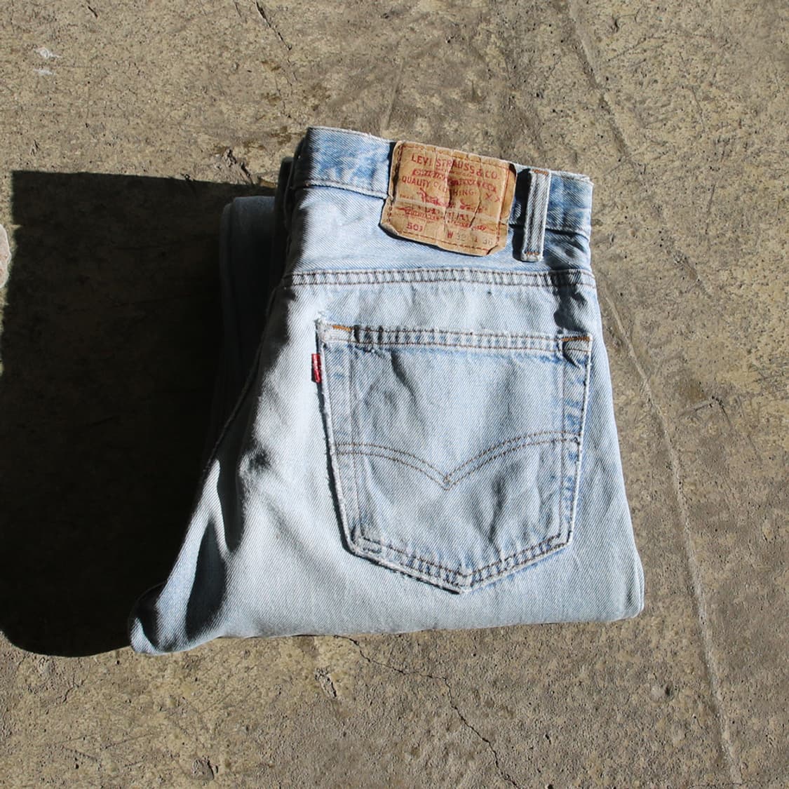 (착용컷) 90's 리바이스 501 (남성용 30) 상품이미지1