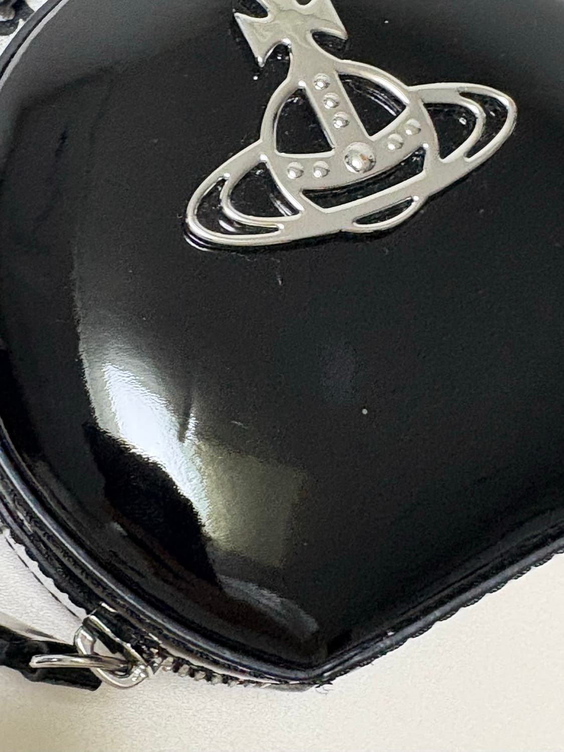 비비안웨스트우드 샤이니 미니 라운드 크로스백 상품이미지4