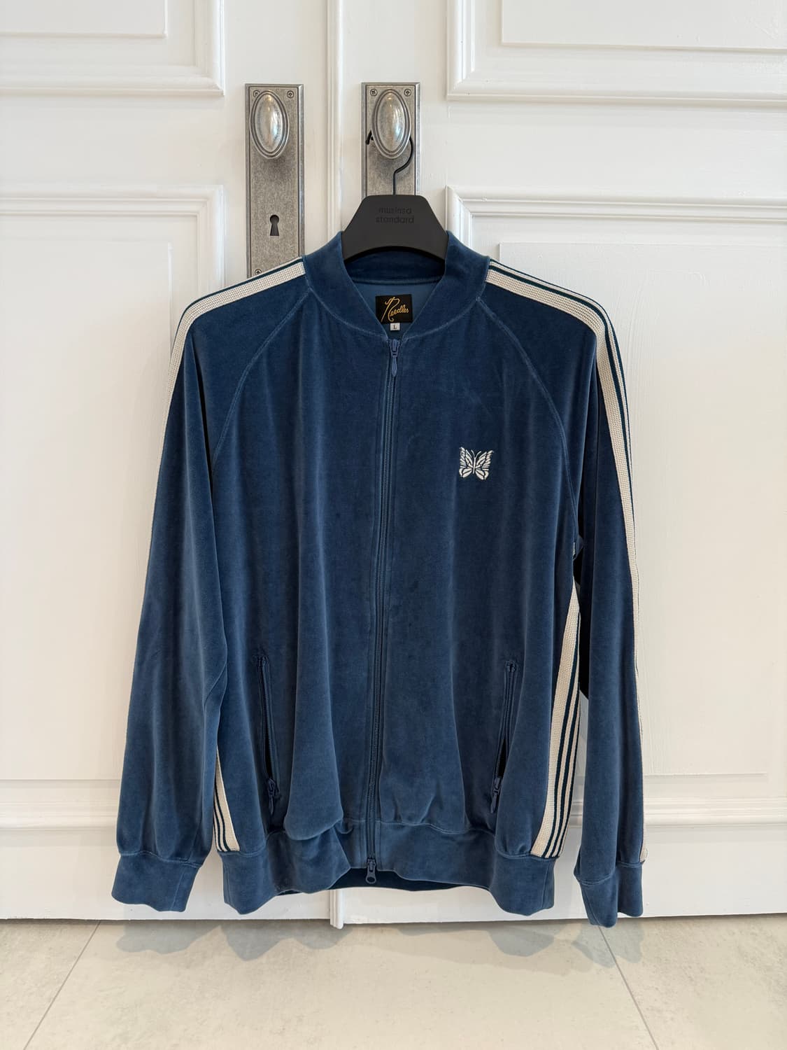 니들스 트랙 자켓 벨루어 마린 블루 상품이미지1