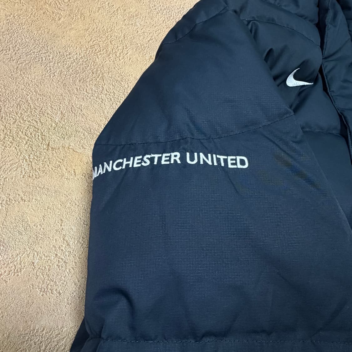 나이키 맨유 AIG 덕다운 패딩 상품이미지3