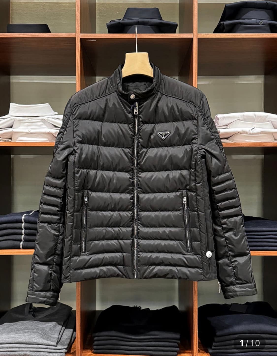 프라다 바이커 경량패딩 54사이즈 팔아요 상품이미지1