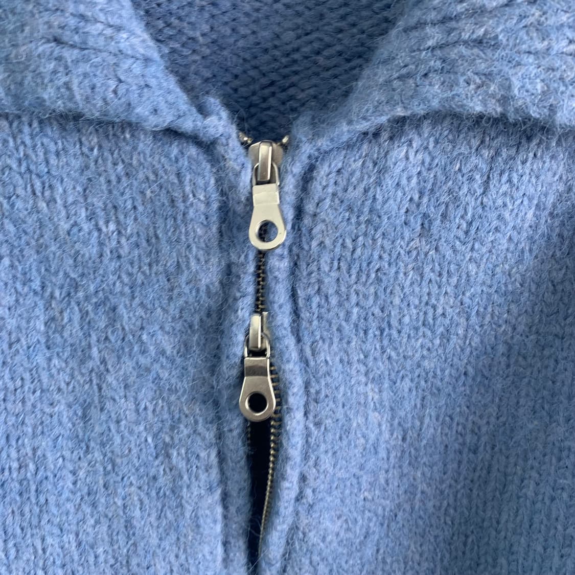 마리떼 프랑소와 저버 헤어리 니트 집업 상품이미지4