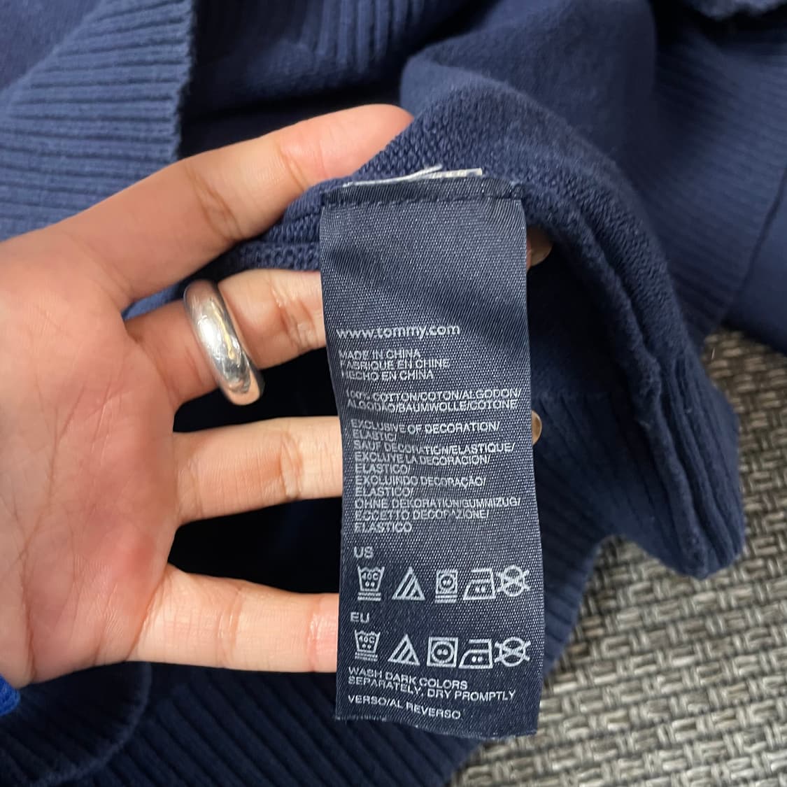 타미힐피거 네이비 반집업 긴팔 니트 XL 상품이미지8