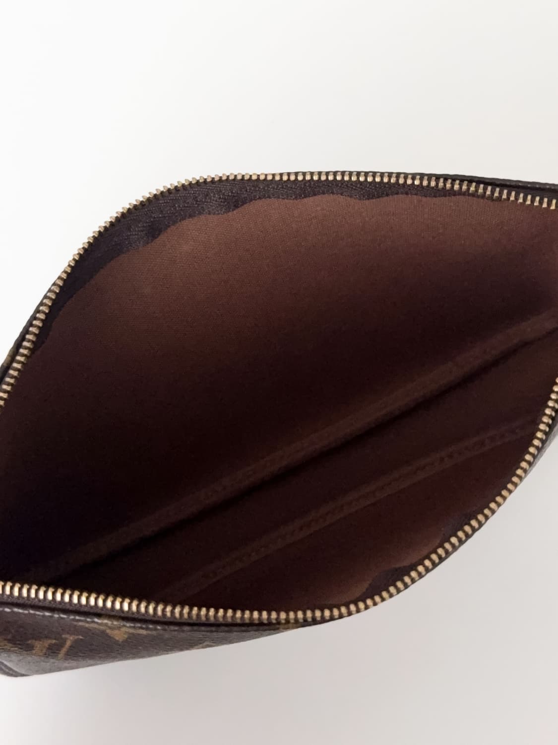 루이비통 모노그램 포치백 악세수아 상품이미지9
