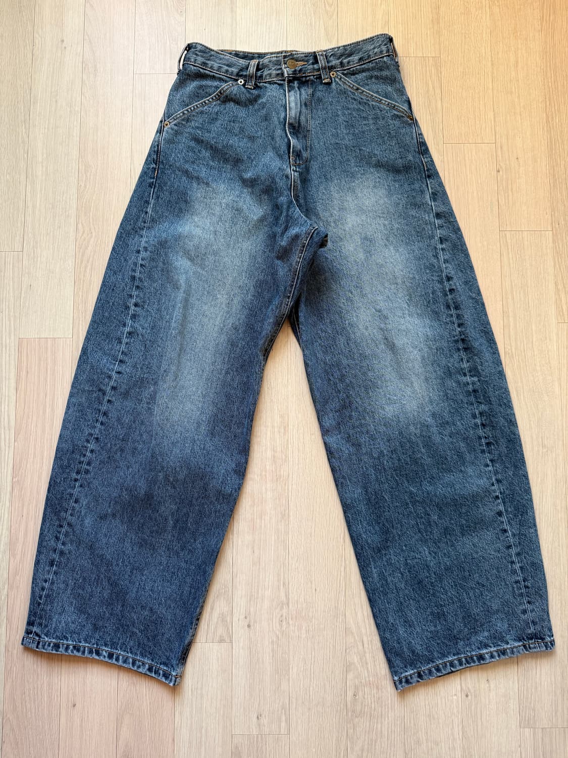 해칭룸 와이드 커브진 1사이즈 상품이미지1