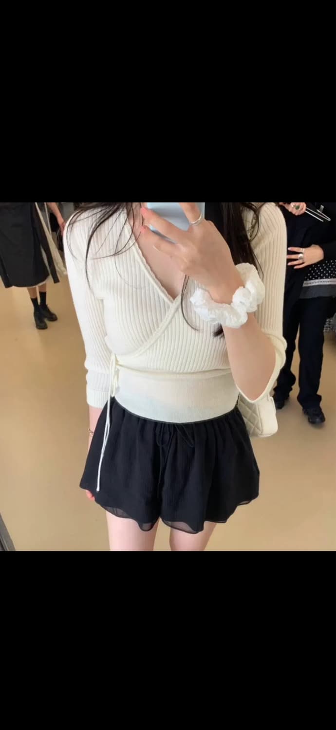 새상품)베르니마켓 멜로우 랩 니트 아이보리 상품이미지1