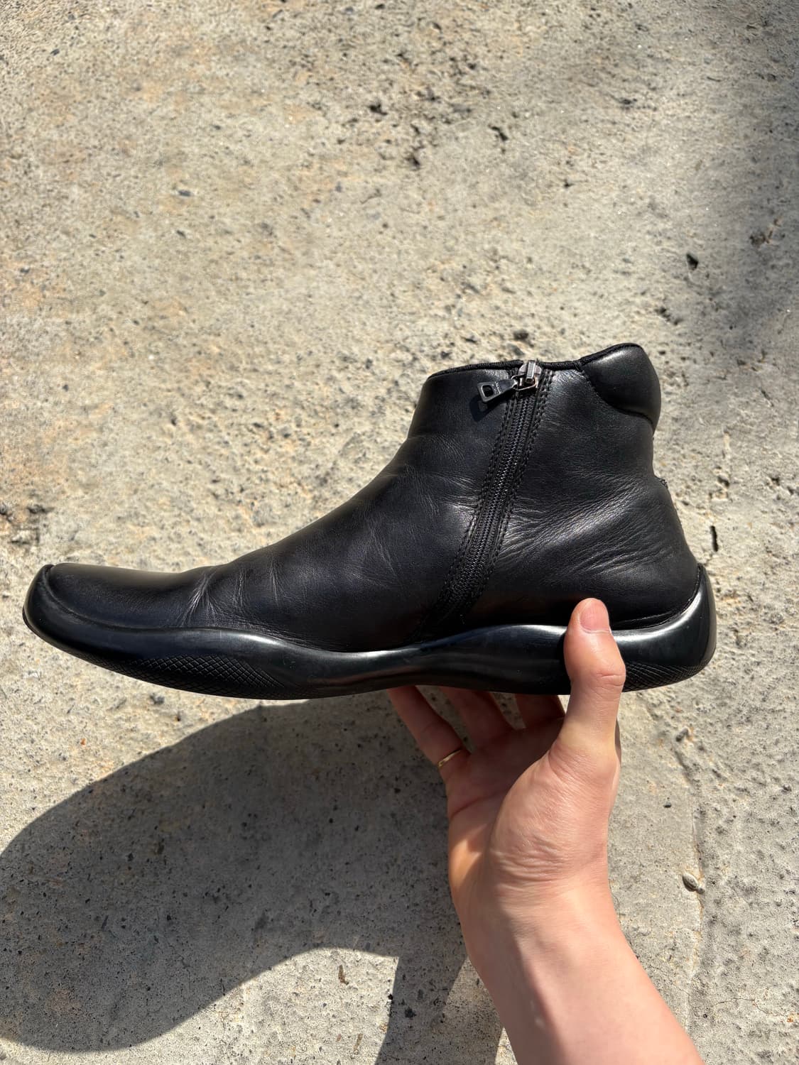 프라다 레더 집업 앵클부츠 (정품) 상품이미지2