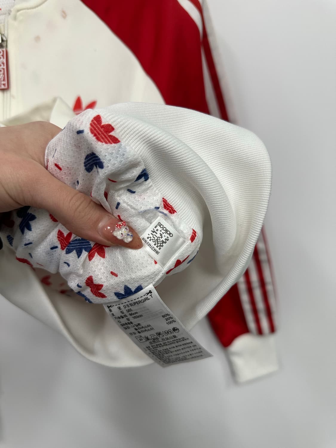 아디다스 슈퍼걸 흰빨 져지 트랙탑 상품이미지3