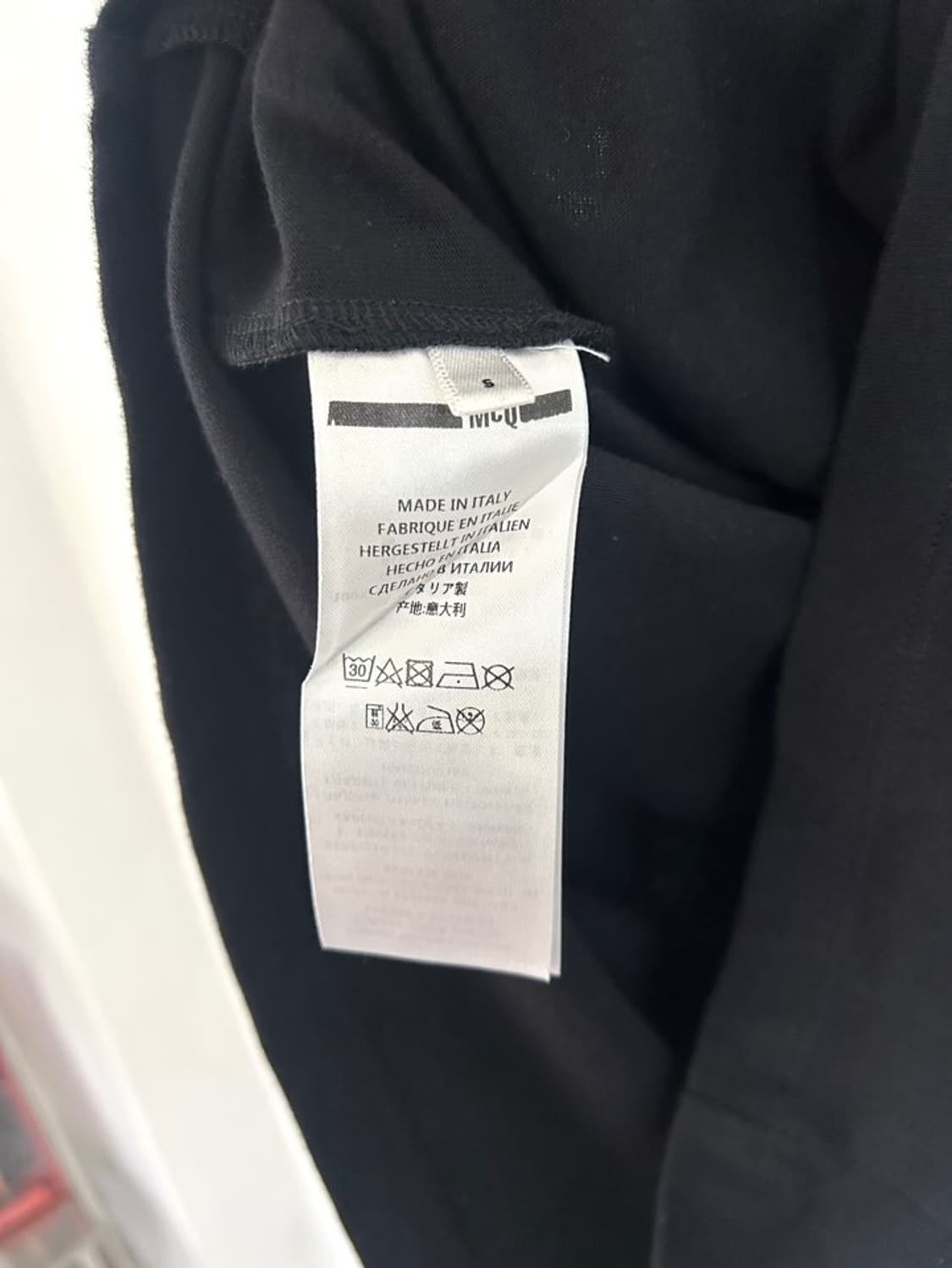 알렉산더 맥퀸 블랙 프린트 롱슬리브 상품이미지5
