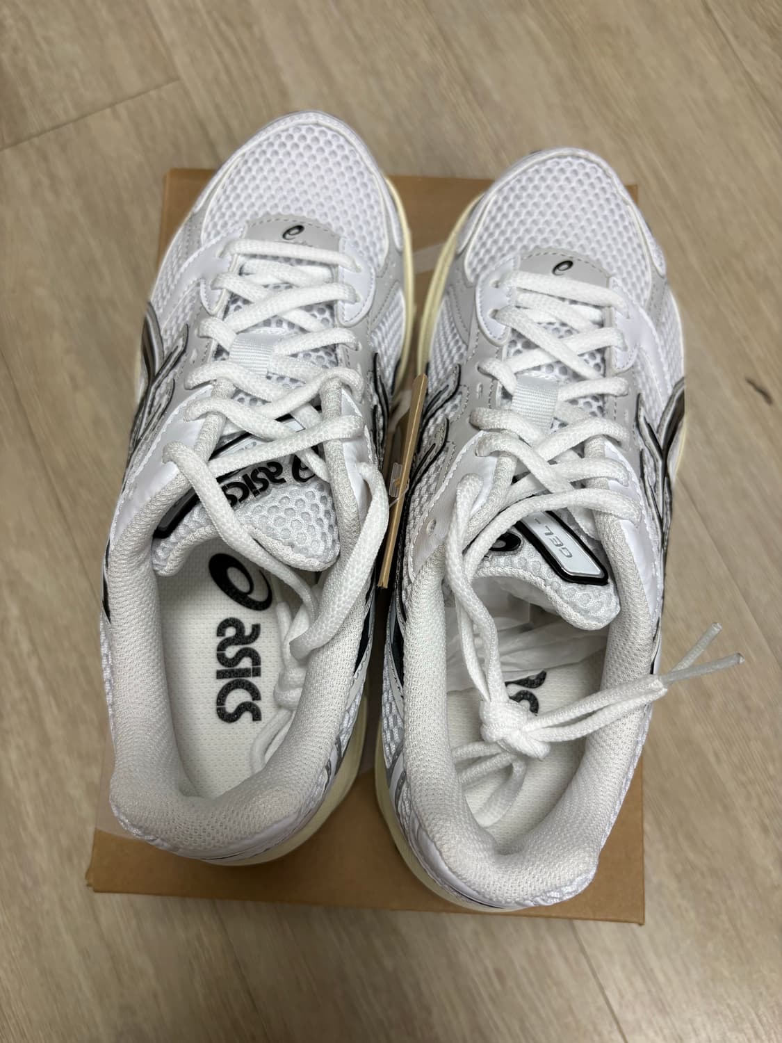 아식스 1130 화이트 230 상품이미지3