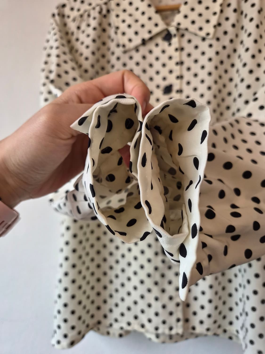 지방시 여성 빈티지도트블라우스 상품이미지5