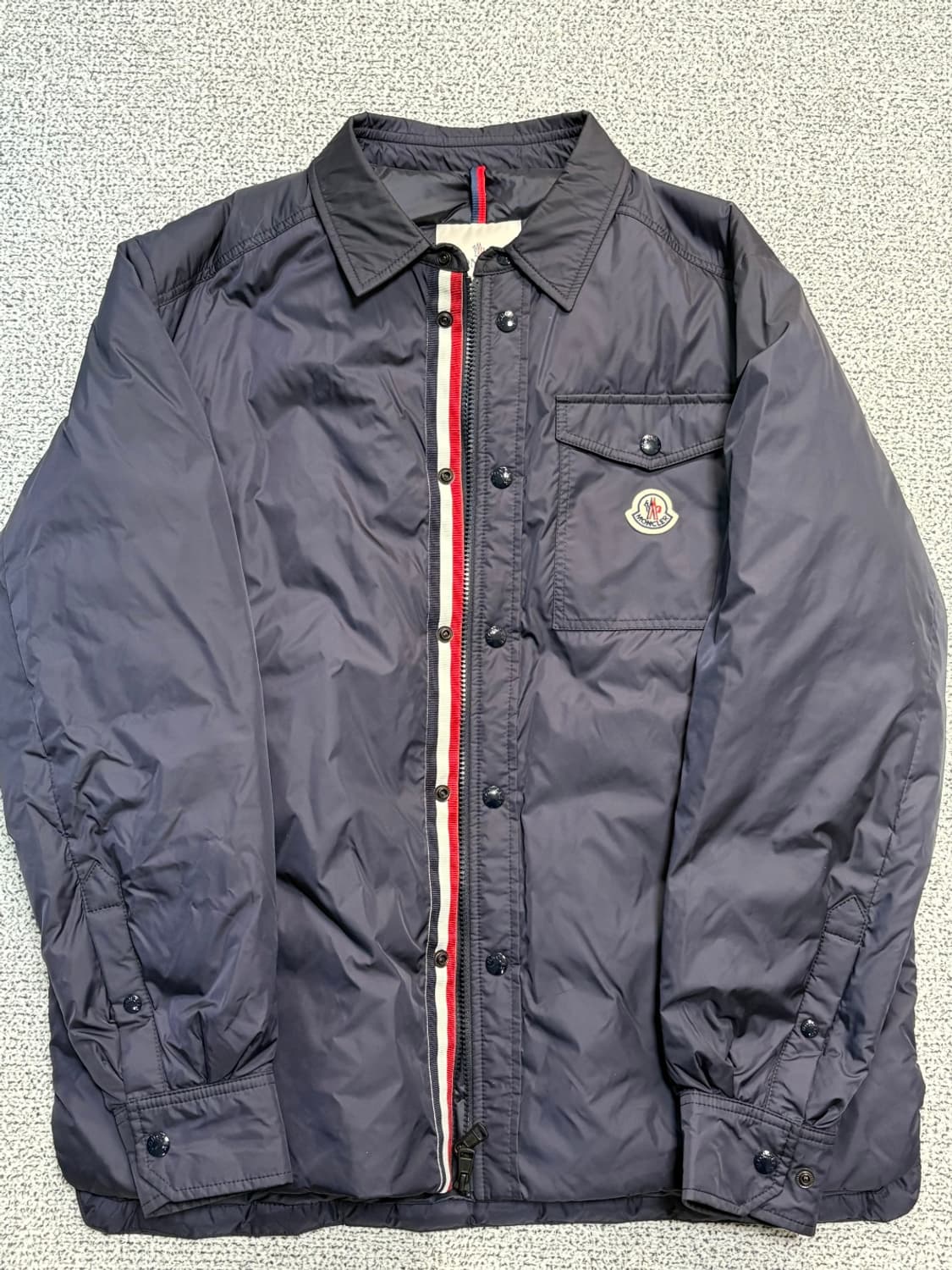 몽클레어 피롤 경량패딩 상품이미지1