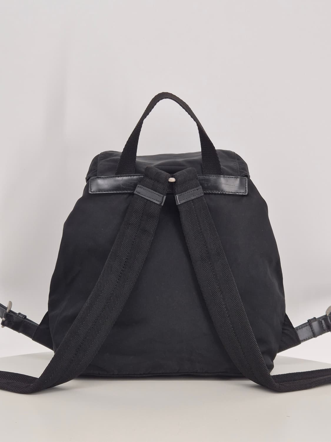 프라다 나일론 스몰백팩  상품이미지2