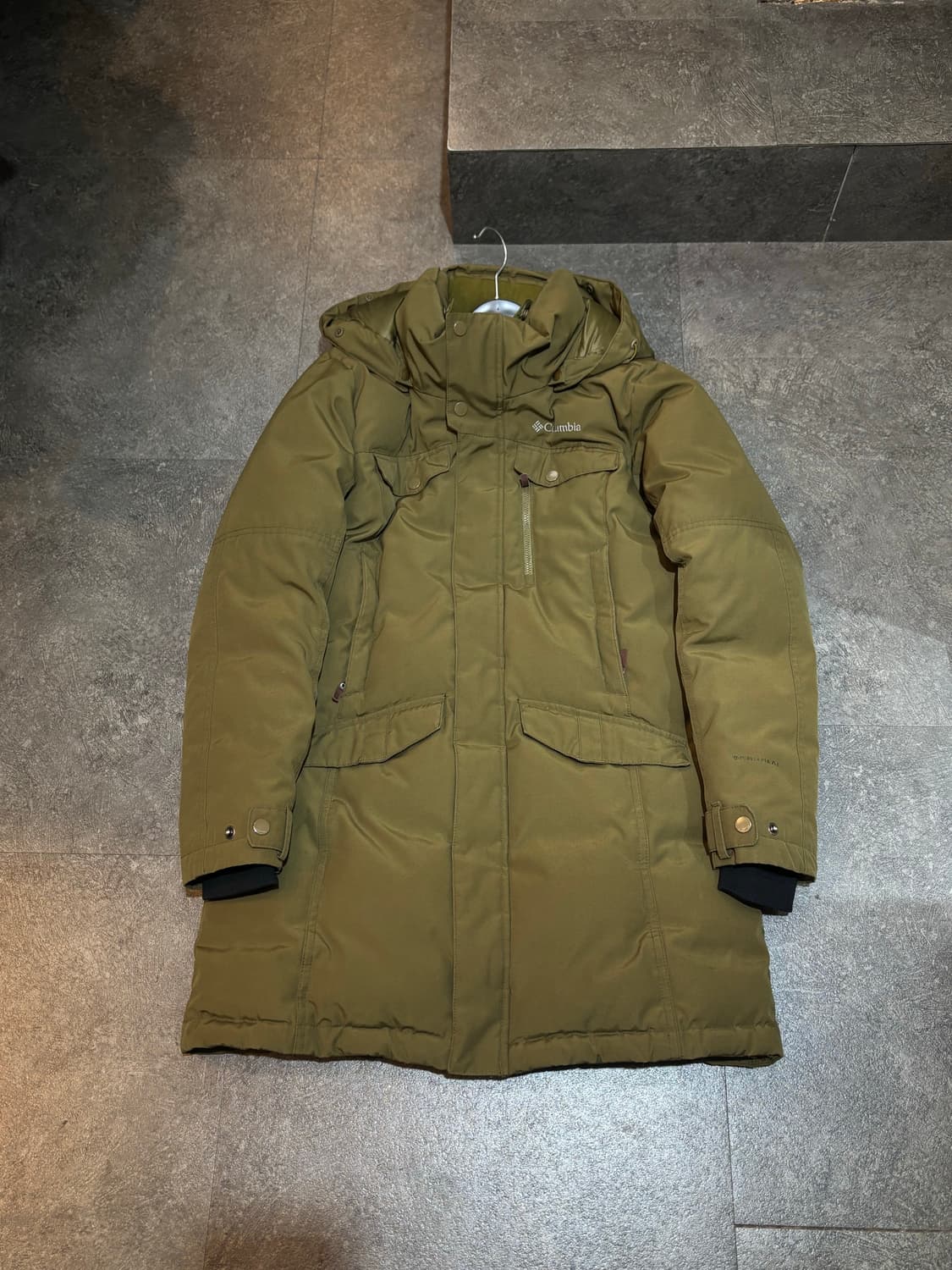 컬럼비아 여성 구스다운 옴니히트 패딩 M 상품이미지2