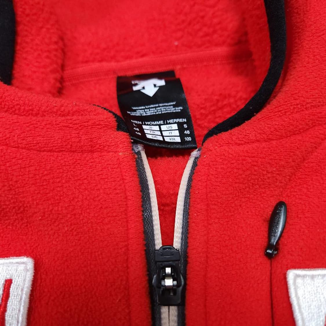 데상트 스위스 스키팀 후드 기모 본딩 플리스 집업 상품이미지2