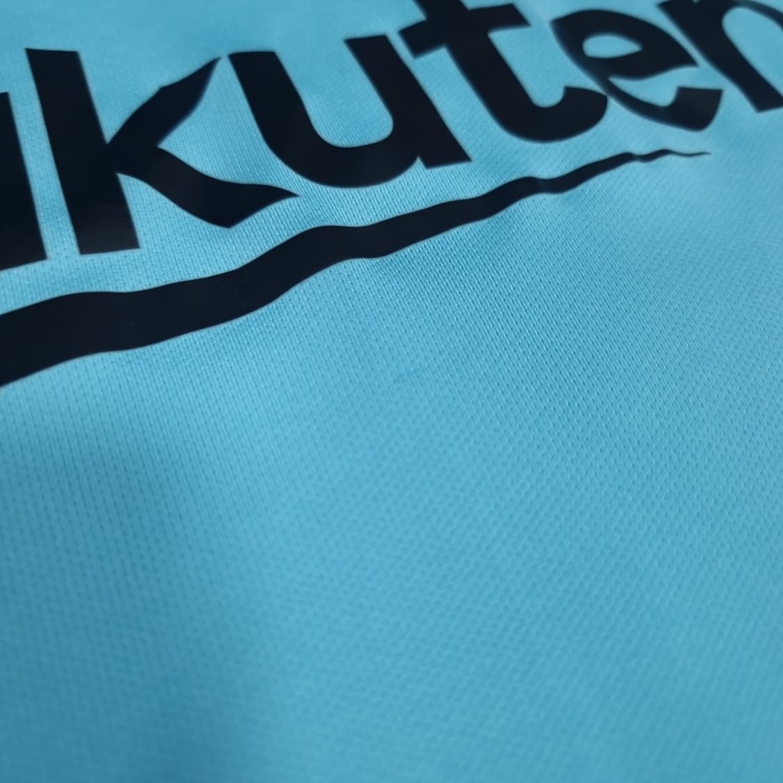 17-18시즌 바르셀로나 어웨이 유니폼 #10 메시 상품이미지6